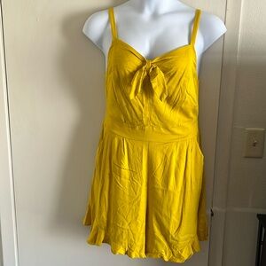$10 Moving Sale!!Torrid Yellow Challis Romper